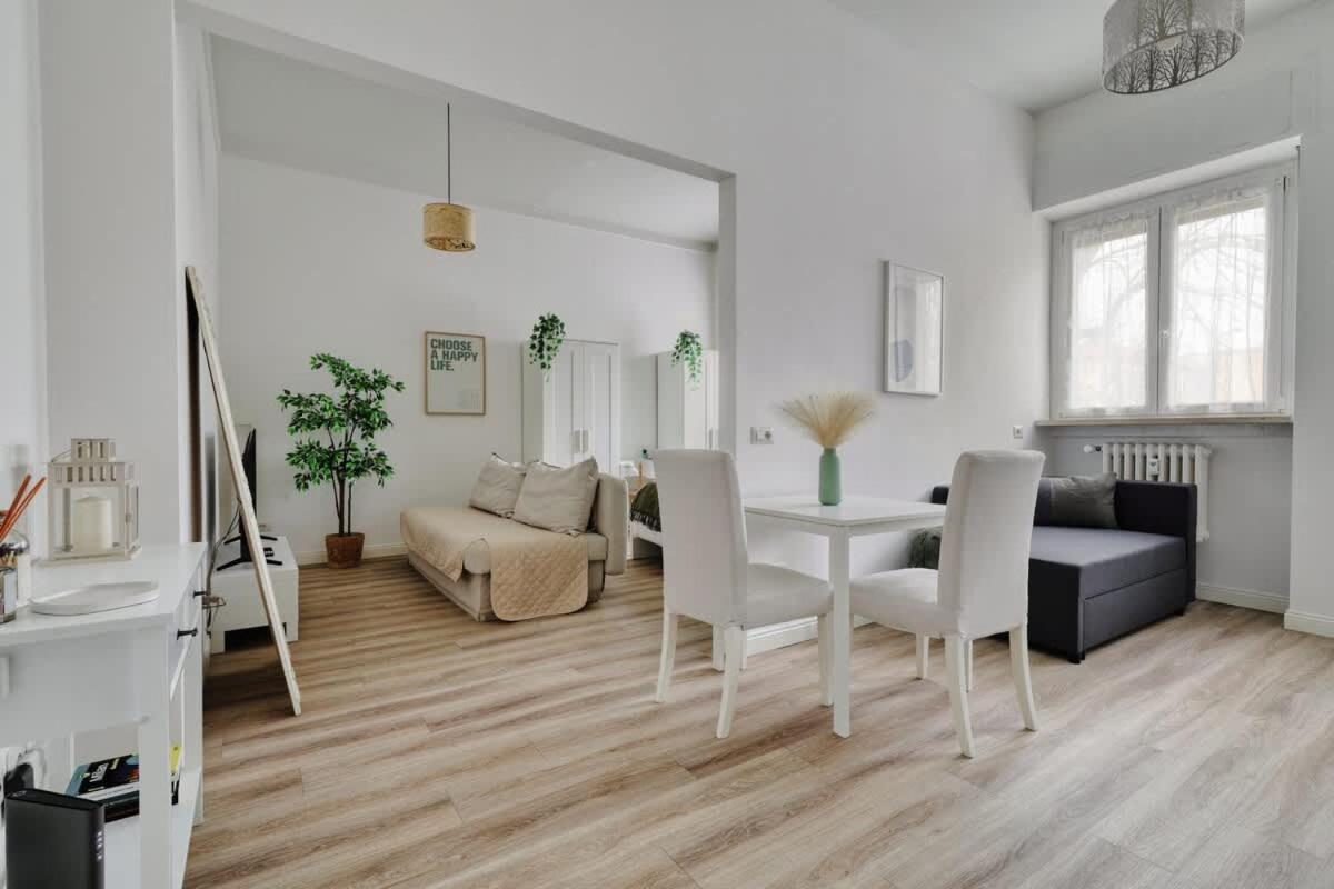 Oasis Suite - Subway 50 Meters Just 5 Minutes From Duomo Milano Exteriör bild