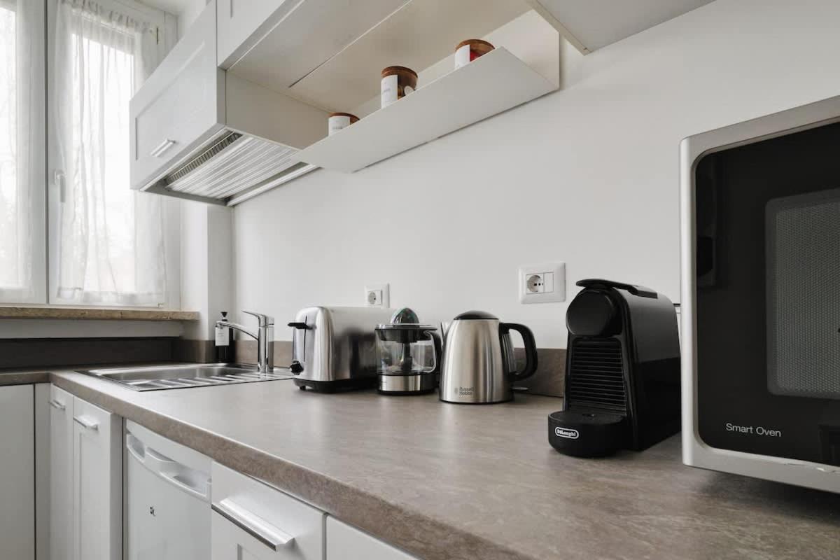 Oasis Suite - Subway 50 Meters Just 5 Minutes From Duomo Milano Exteriör bild