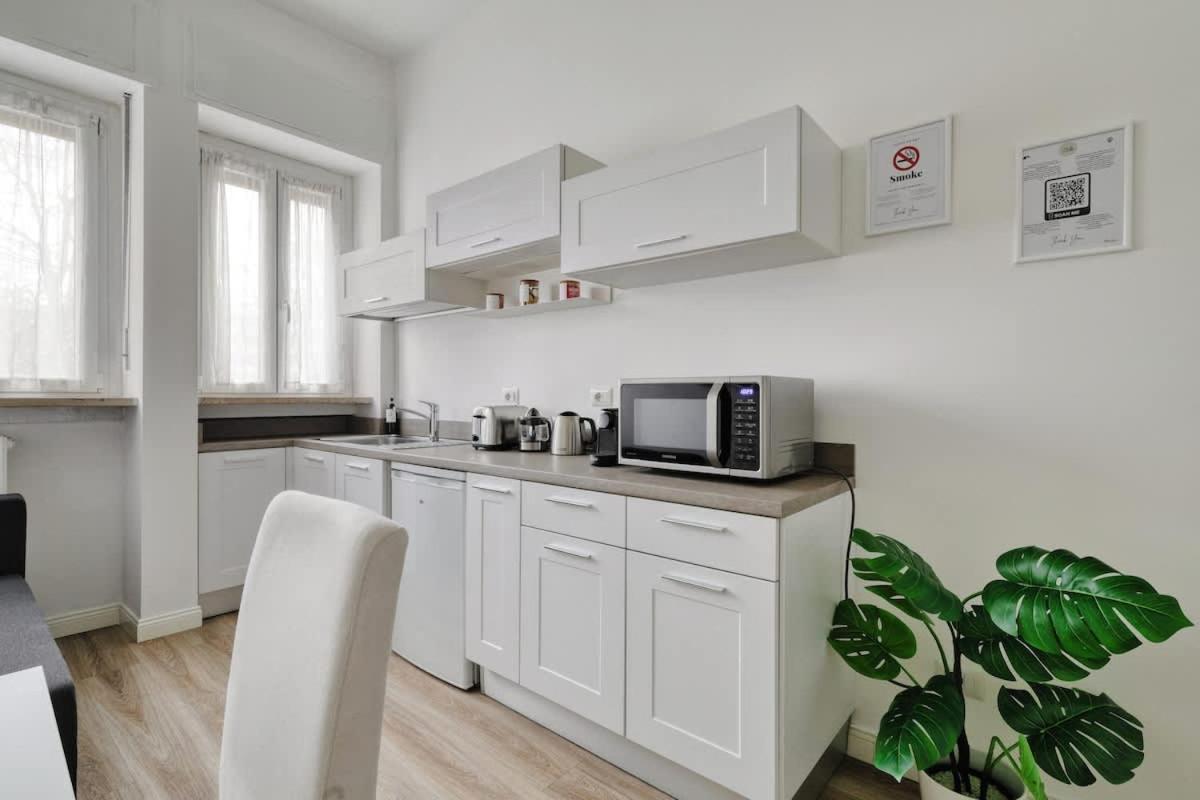 Oasis Suite - Subway 50 Meters Just 5 Minutes From Duomo Milano Exteriör bild