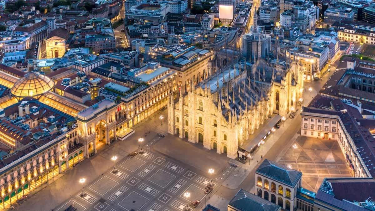 Oasis Suite - Subway 50 Meters Just 5 Minutes From Duomo Milano Exteriör bild